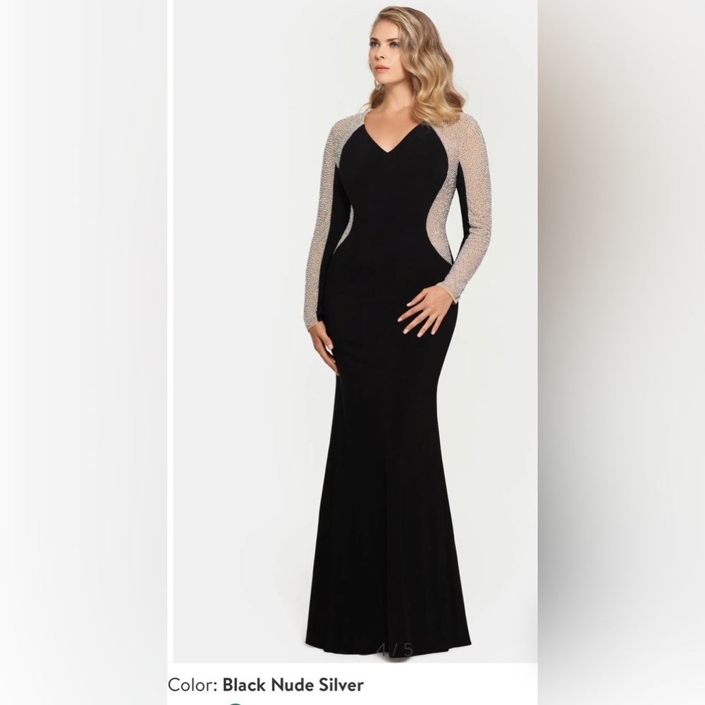 Crystal Beaded Long Sleeve Gown
Xscape
Petite